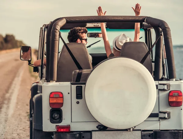 5 tips on why your partner should learn to drive off-road: enhanced safety, shared adventures, skill growth, independence, and fun!